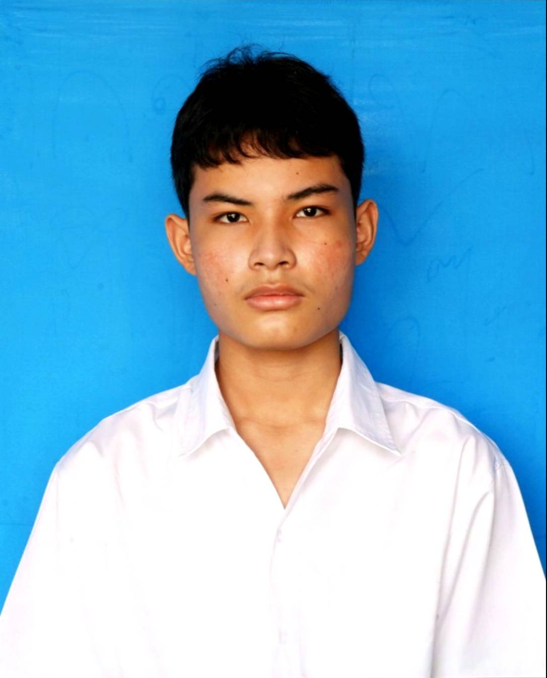 พงศ์ณพลัช โพธิ์พุ่ม